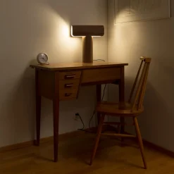 Secto Design Teelo 8020 -pöytävalaisin