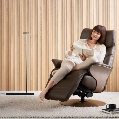 Stressless Adam-lepotuoli, nahka